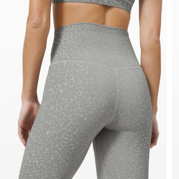 💫SALE💫 Lululemon Align Pant 28" *Engineer Print City Camo Silver Drop sz 10 - Picture 3 of 9